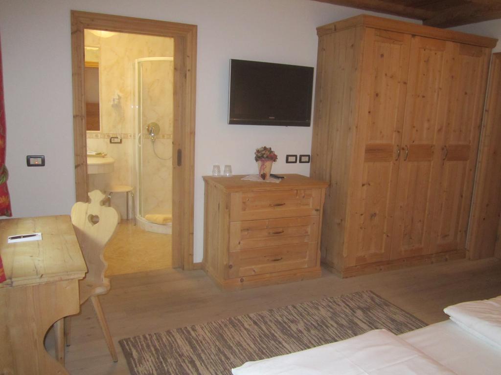 Hotel Corona Krone Selva di Val Gardena Chambre photo