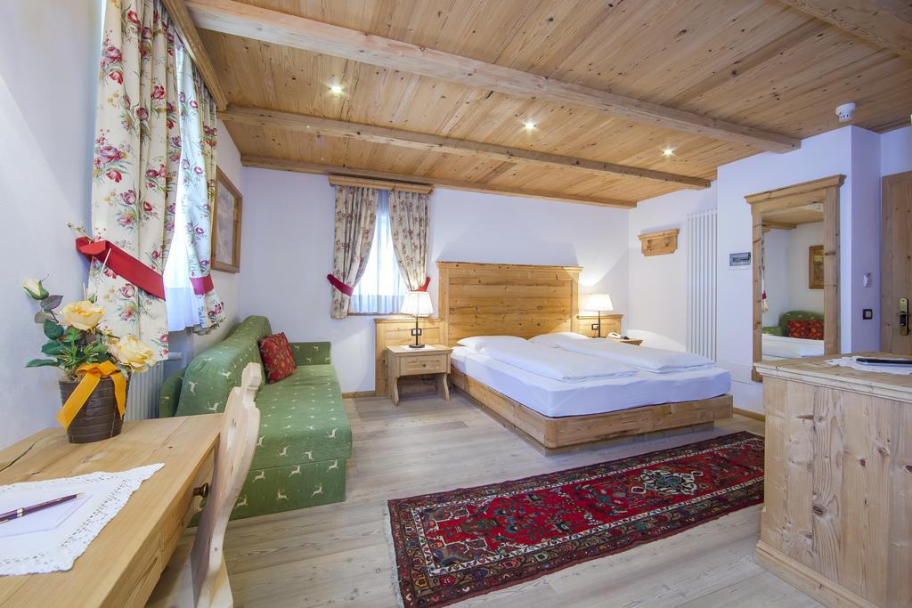 Hotel Corona Krone Selva di Val Gardena Extérieur photo