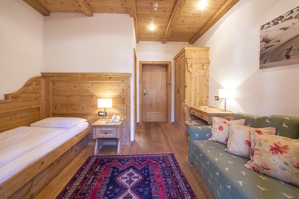 Hotel Corona Krone Selva di Val Gardena Extérieur photo