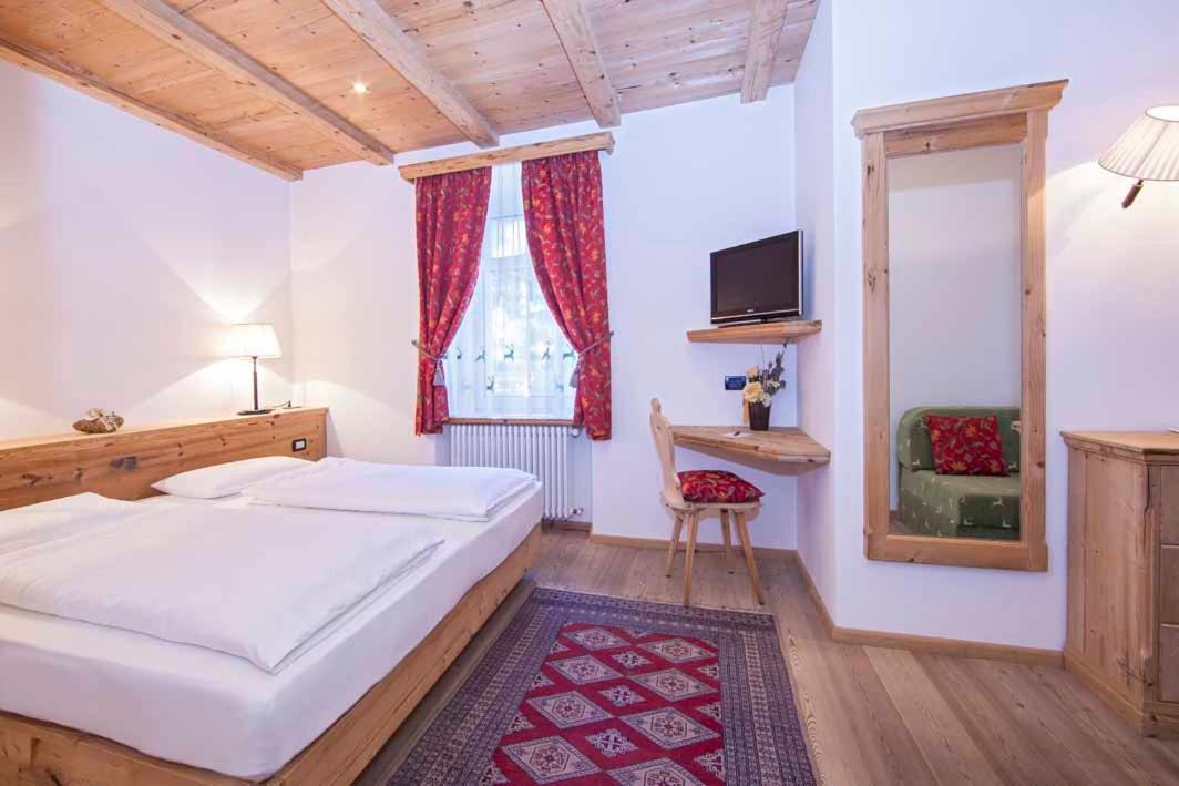 Hotel Corona Krone Selva di Val Gardena Extérieur photo